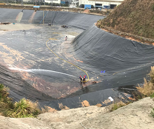 洛隆废水池清理